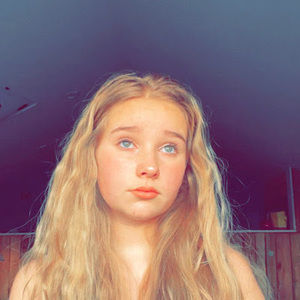 Meet your Posher, Lily